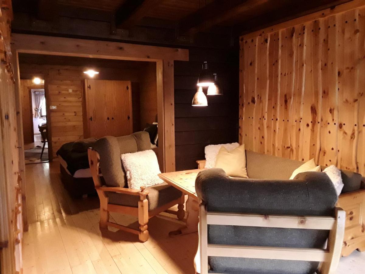 Отель Preberhof Berg-Juwel Кракаушаттен Экстерьер фото